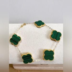 18k Solid Gold Green Clover Bracelet, Gift for her , AU750 Stamped